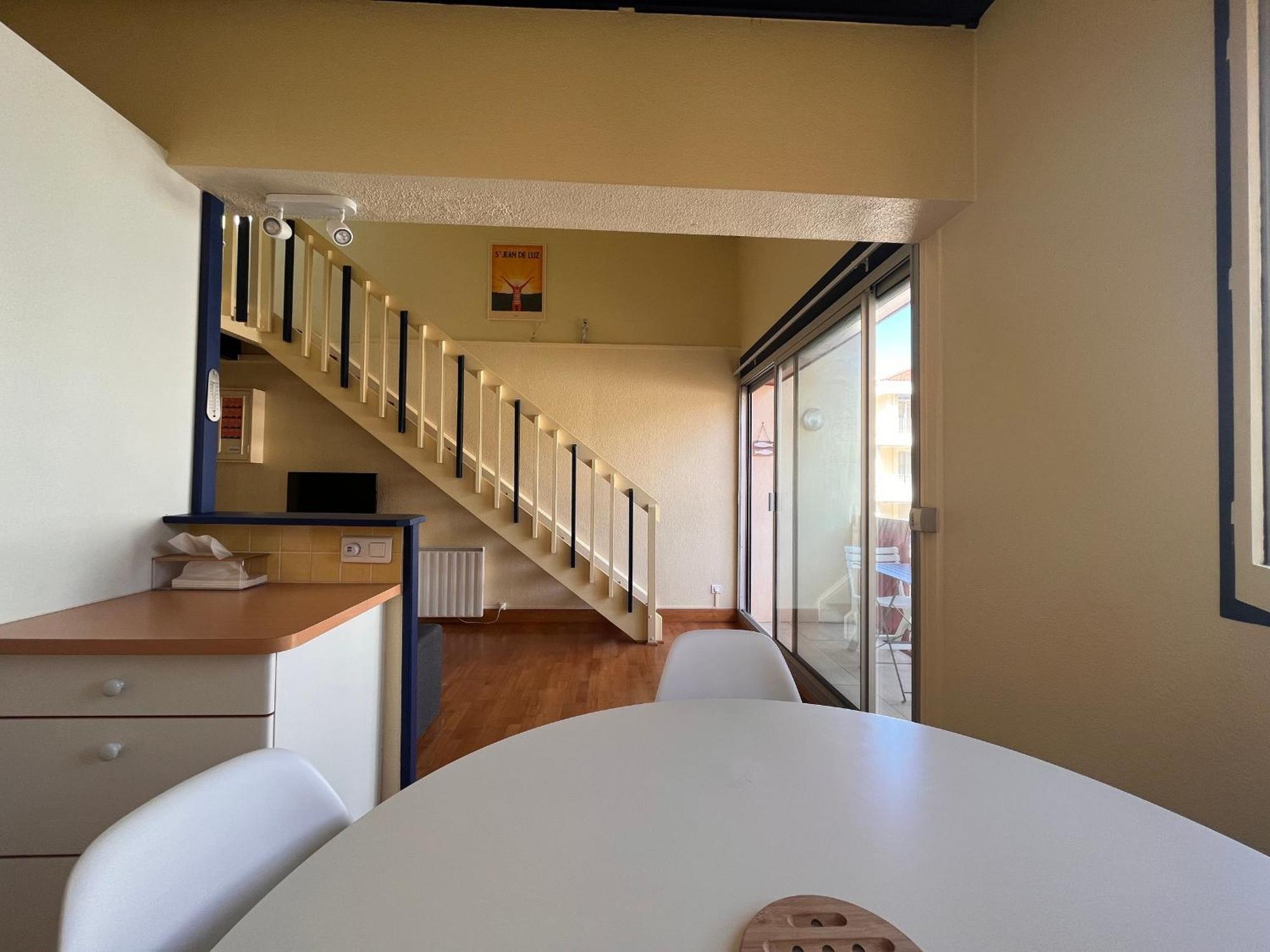 Studio Mezzanine A 100M De La Plage Avec Balcon, Apercu Mer Et Parking - Saint-Jean-De-Luz - Fr-1-239-576 Apartment Екстериор снимка